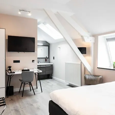 L'artiste 3* Lessines