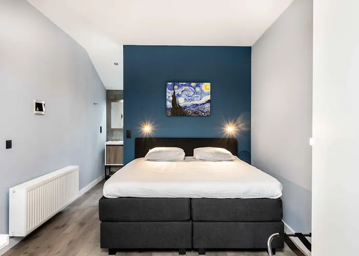 L'artiste Szálloda 3*